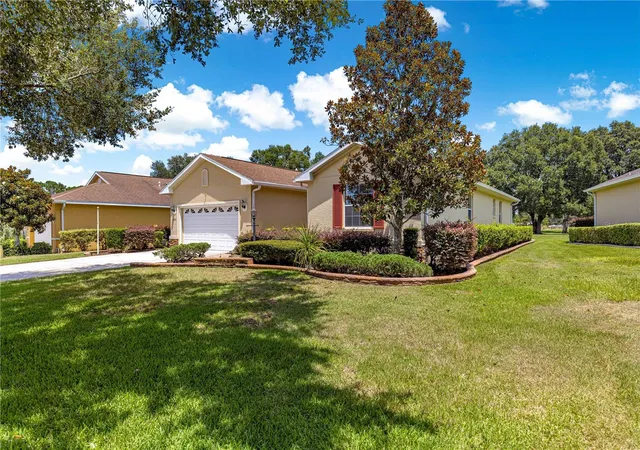 Photo 3 of Single family home for sale at 9365 Sw 94th Loop, Ocala, FL 34481 | MLS# NS1085595 | Listing updated on 2026-09-25
