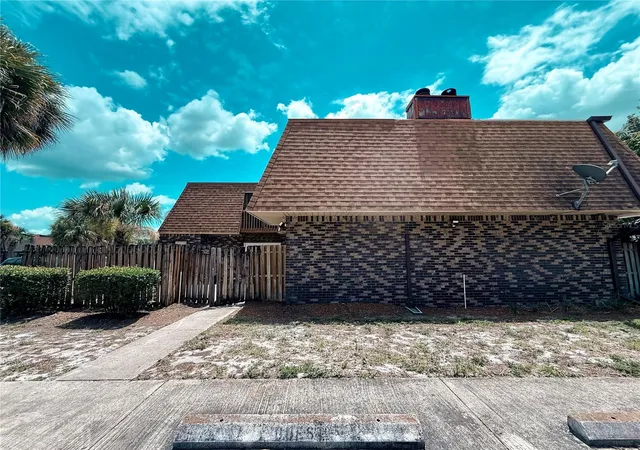 5th image of 202 Terrace Ct, Sanford, FL 32773 | MLS# O6331080