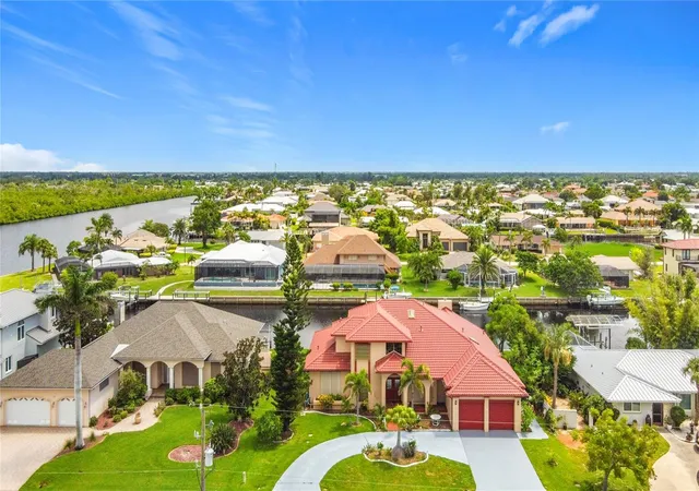 Photo 2 of Single family home for sale at 134 Seville Pl Sw, Port Charlotte, FL 33952 | MLS# C7512909 | Listing updated on 2026-04-06