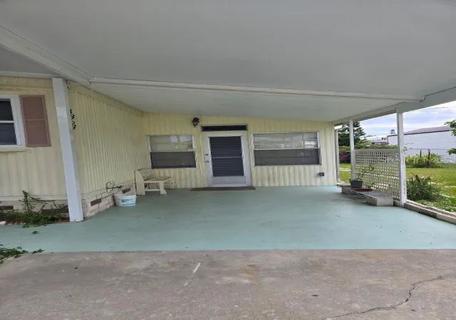 Homes for sale in Englewood, FL | 1363 Seagull Dr, Englewood, FL 34224 | MLS# D6143234