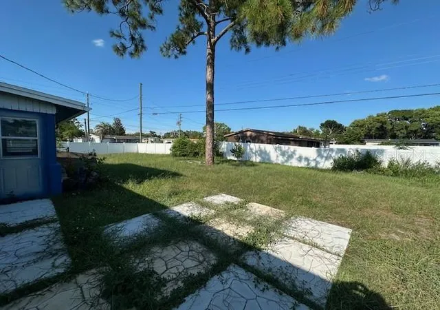 Homes for sale in Deltona, FL | 1347 W Wellington Dr, Deltona, FL 32725 | MLS# O6331337