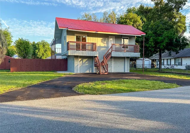 Homes for sale in Lake Panasoffkee, FL | 1118 Cr 440, Lake Panasoffkee, FL 33538 | MLS# OM706488