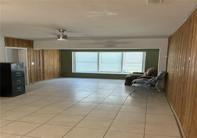 3rd image of 3016 Bloomingdale Ave, Valrico, FL 33596 | MLS# TB8412167