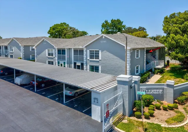 2nd image of 12141 Spartan Way #202, Hudson, FL 34667 | MLS# W7877739
