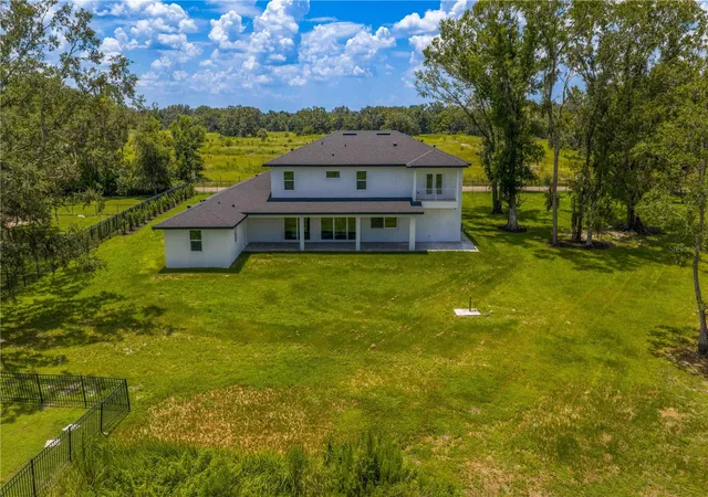 5th image of 2202 Newberger Rd, Lutz, FL 33549 | MLS# TB8412647