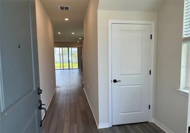 Photo 3 of Single family home for sale at 10355 Parkview Reserve Ln, Orlando, FL 32836 | MLS# O6331943 | Listing updated on 2026-08-31