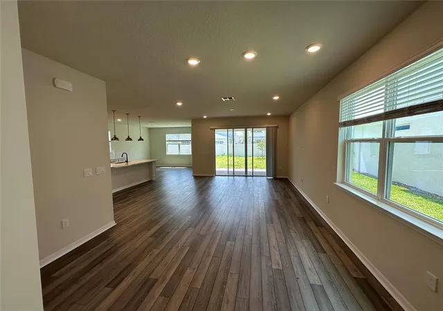Photo 4 of Single family home for sale at 10355 Parkview Reserve Ln, Orlando, FL 32836 | MLS# O6331943 | Listing updated on 2026-08-31