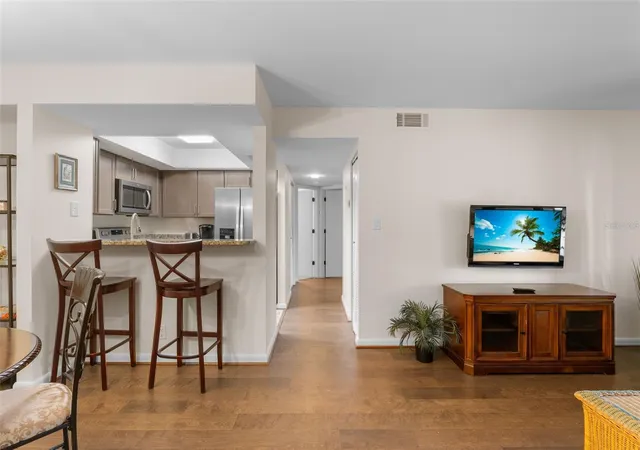 4th image of 19505 Quesada Ave #C201, Port Charlotte, FL 33948 | MLS# C7513026