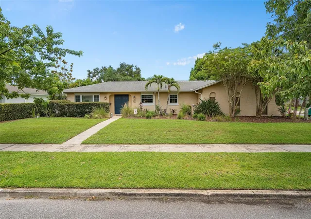 1st image of 744 Cornwall Rd, Winter Park, FL 32792 | MLS# O6332168