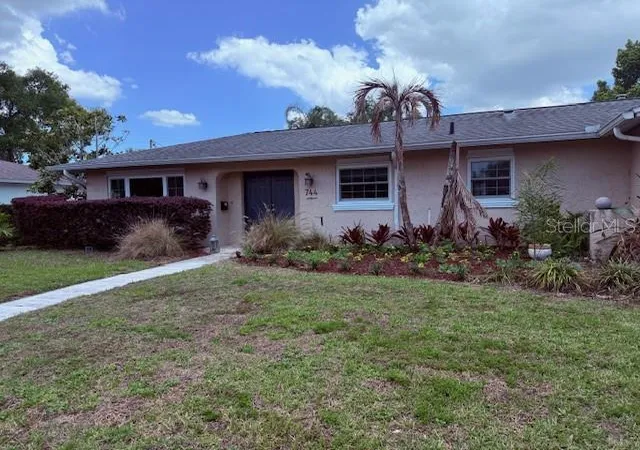 2nd image of 744 Cornwall Rd, Winter Park, FL 32792 | MLS# O6332168