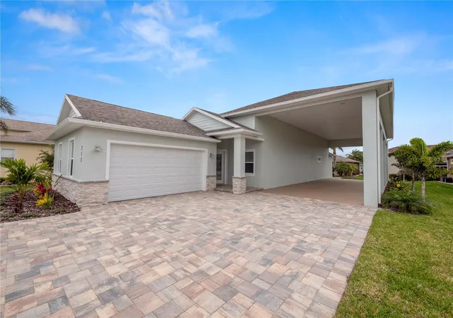 3rd image of 715 Teaberry Trl, Polk City, FL 33868 | MLS# L4954856