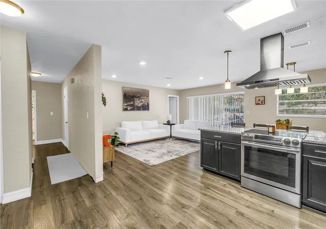 Homes for sale in Tampa, FL | 4708 W Coachman Ave, Tampa, FL 33611 | MLS# TB8413243