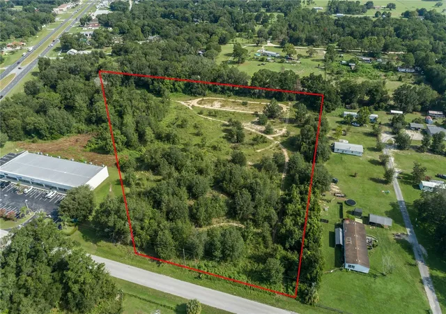 1st image of 7711 Se 126th Pl, Belleview, FL 34420 | MLS# OM706742