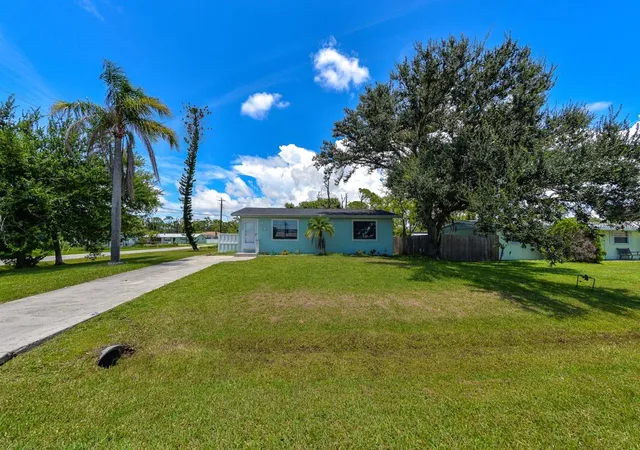 Single family home for sale at 8382 Osprey Rd, ENGLEWOOD, FL 34224 | MLS# D6143294