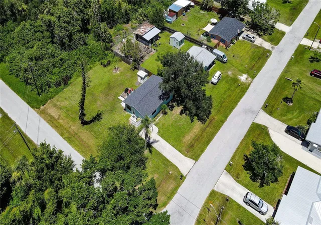 Photo 2 of Single family home for sale at 8382 Osprey Rd, Englewood, FL 34224 | MLS# D6143294 | Listing updated on 2026-10-06