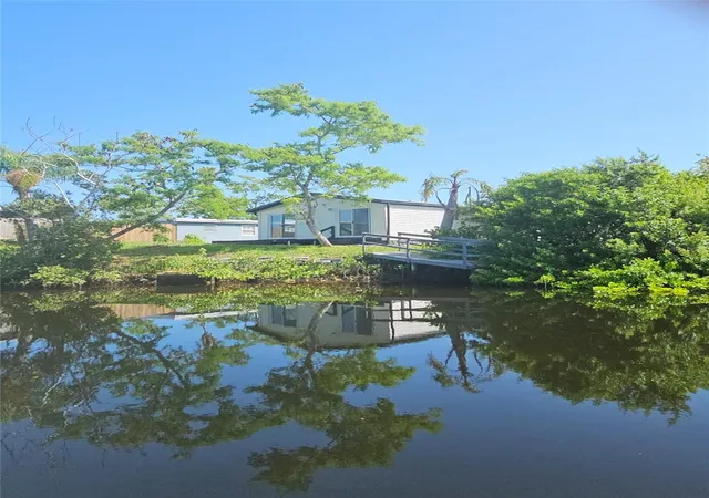 Photo 4 of Manufactured home for sale at 13147 Cabin Ct, Hudson, FL 34667 | MLS# TB8413507 | Listing updated on 2026-08-13