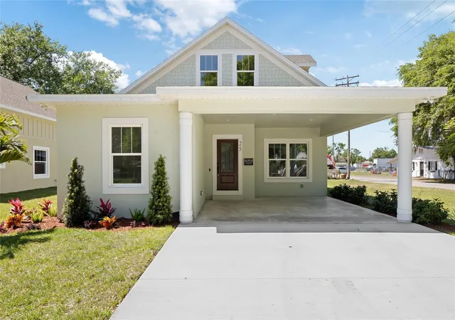 1st image of 25 Edwards St, Plant City, FL 33563 | MLS# TB8413589