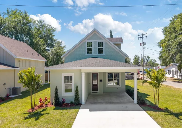 2nd image of 25 Edwards St, Plant City, FL 33563 | MLS# TB8413589