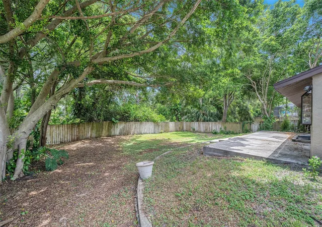 26th image of 2057 Brent Pl, Palm Harbor, FL 34683 | MLS# O6332771
