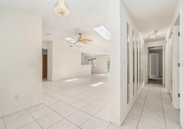 5th image of 2057 Brent Pl, Palm Harbor, FL 34683 | MLS# O6332771