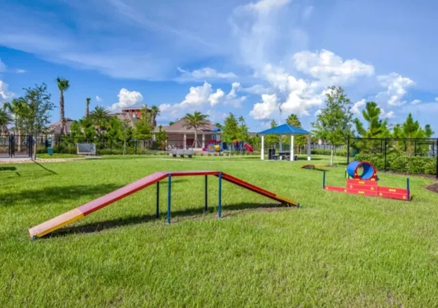 Photo 4 of Sale Pending at 6531 Trent Crk Dr, Sun City Center, FL 33573 | MLS# A4660850 | Listing updated on 2026-09-15