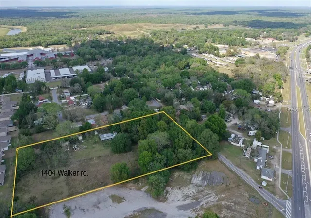1st image of 11404 Walker Rd, Thonotosassa, FL 33592 | MLS# TB8413682