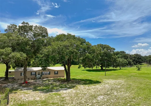 2nd image of 18546 Ne 5th Terrace Rd, Citra, FL 32113 | MLS# OM706821