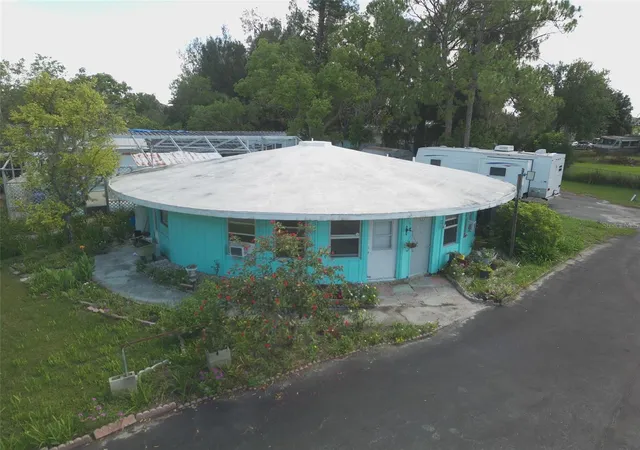 2nd image of 1603 W Shell Point Rd, Ruskin, FL 33570 | MLS# TB8413715