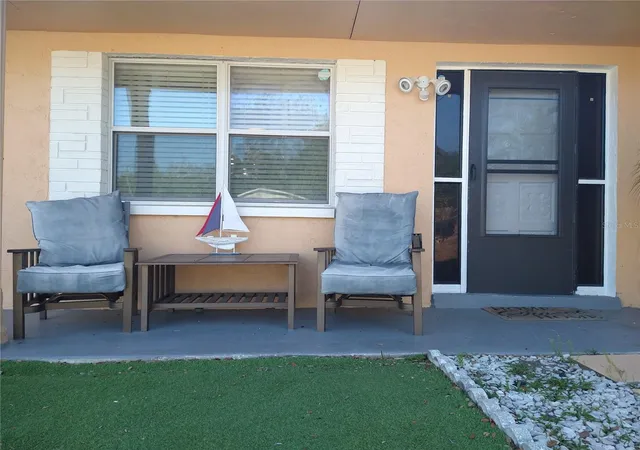 3rd image of 12910 College Hill Dr, Hudson, FL 34667 | MLS# W7877864