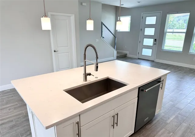 5th image of 7121 Carrickbend Ln, Orlando, FL 32819 | MLS# O6332870