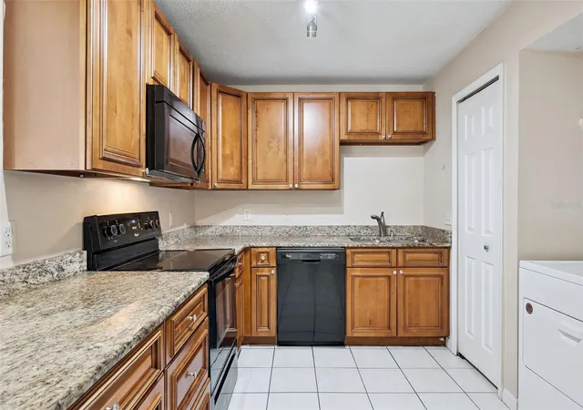 5th image of 2401 Barley Club Ct #2, Orlando, FL 32837 | MLS# G5100417