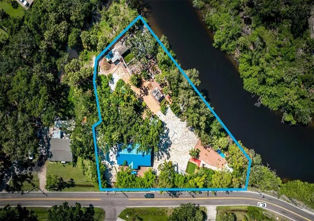 1st image of 5909 Mohr Rd, Tampa, FL 33615 | MLS# TB8413895