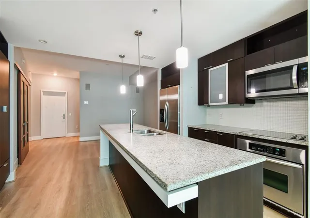 5th image of 111 N 12Th St, Tampa, FL 33602