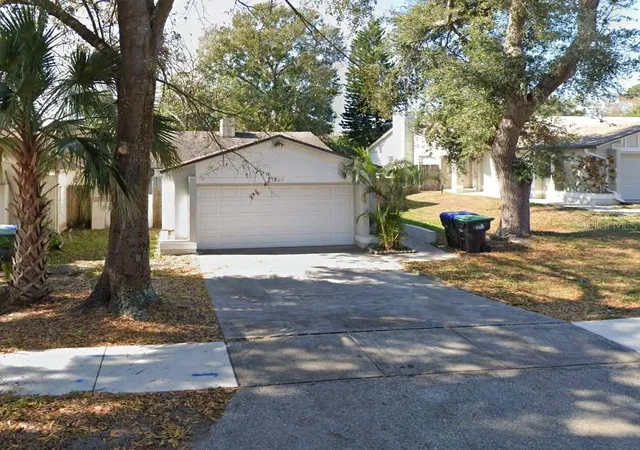 Photo 1 of Sale Pending at 7237 Harbor Heights Cir, Orlando, FL 32835 | MLS# O6333014 | Listing updated on 2026-09-01