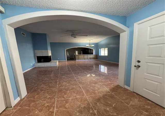Photo 3 of Sale Pending at 7237 Harbor Heights Cir, Orlando, FL 32835 | MLS# O6333014 | Listing updated on 2026-09-01