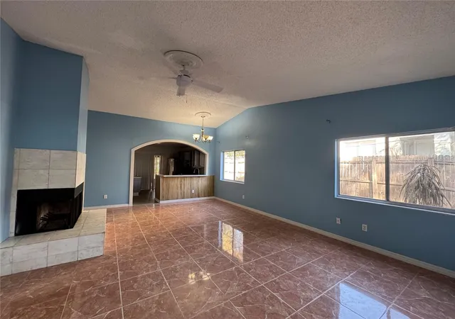 Photo 4 of Sale Pending at 7237 Harbor Heights Cir, Orlando, FL 32835 | MLS# O6333014 | Listing updated on 2026-09-01