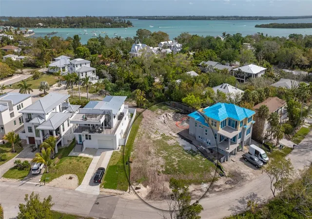 Photo 4 of Land for sale at 6800 Longboat Dr S, Longboat Key, FL 34228 | MLS# A4660982 | Listing updated on 2026-07-28
