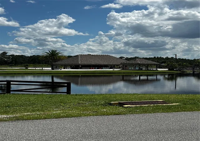 3rd image of 16950 Cr 630 #123, Lake Wales, FL 33898 | MLS# L4954945