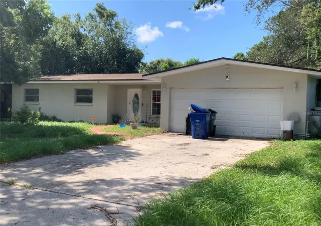 Photo 2 of Sale Pending at 13634 Twig Ter, Largo, FL 33774 | MLS# TB8414216 | Listing updated on 2026-07-21