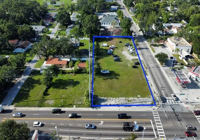 2nd image of 622 W Dr Martin Luther King Jr Blvd, Tampa, FL 33603 | MLS# TB8414327