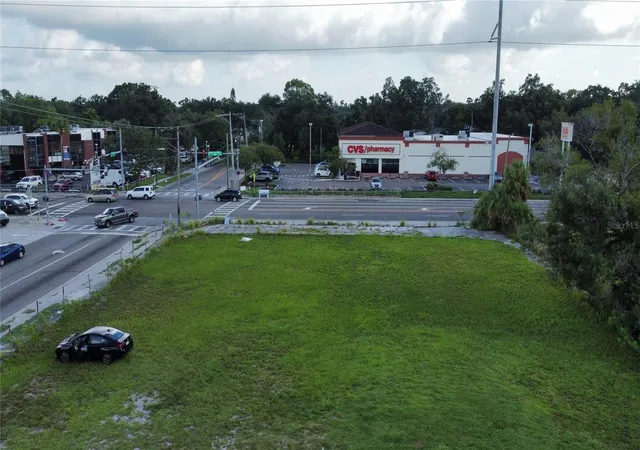 3rd image of 622 W Dr Martin Luther King Jr Blvd, Tampa, FL 33603 | MLS# TB8414327
