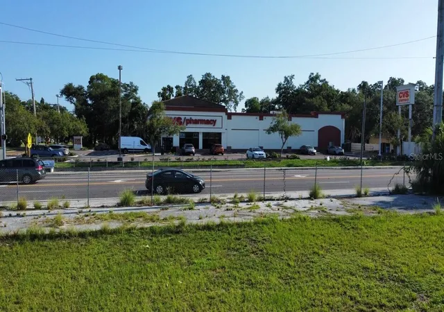5th image of 622 W Dr Martin Luther King Jr Blvd, Tampa, FL 33603 | MLS# TB8414327
