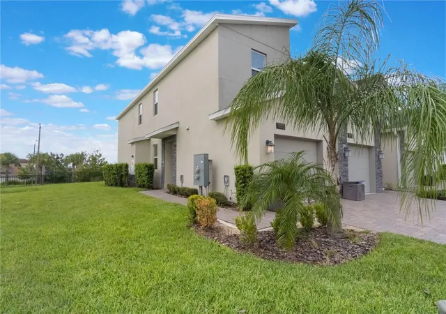 3rd image of 1153 Drop Ln, Davenport, FL 33896 | MLS# S5132169