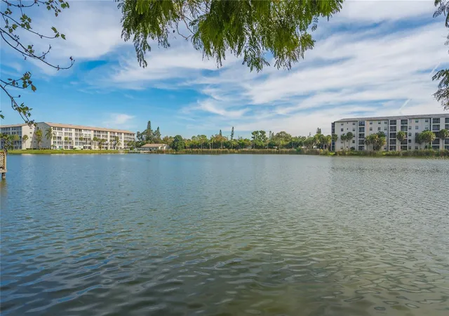 63rd image of 4130 Heron Way #B-115, Bradenton, FL 34205 | MLS# A4661134