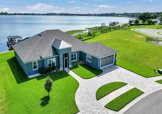 1st image of 1153 Enclave Ct, Auburndale, FL 33823 | MLS# L4955001