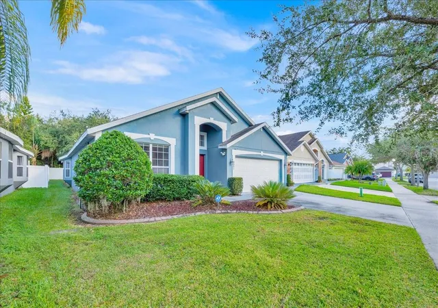Homes for sale in Orlando, FL | 8361 Westcott Shore Dr, Orlando, FL 32829 | MLS# S5132213