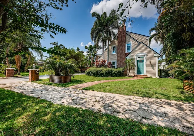 Photo 2 of Single family home for sale at 3730 Foster Hill Dr N, Saint Petersburg, FL | MLS# TB8414685 | Listing updated on 2026-10-27