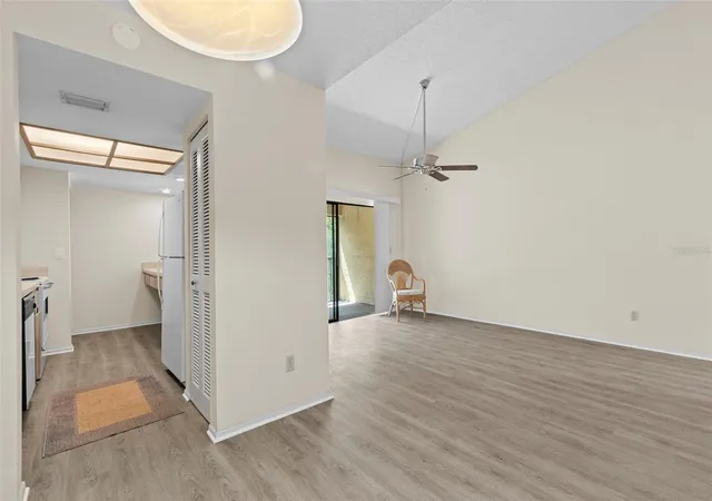 5th image of 7832 Niagara Ave, TAMPA, FL 33617