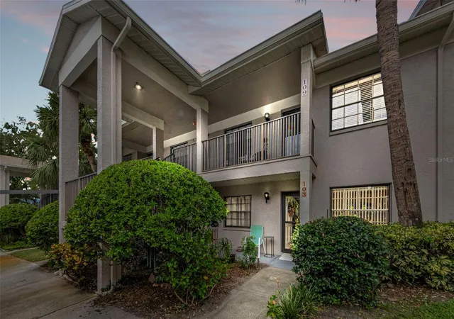 3rd image of 2119 Elm St, DUNEDIN, FL 34698