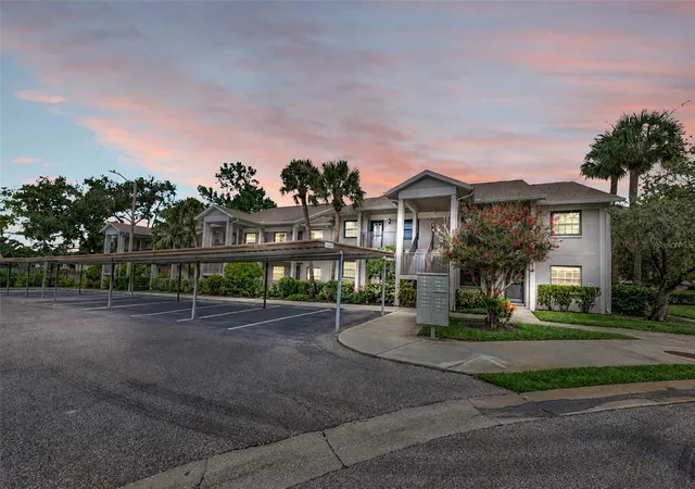 Photo 3 of Condo for sale at 2119 Elm St #103, Dunedin, FL 34698 | MLS# TB8414827 | Listing updated on 2026-10-14